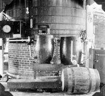 Still for making turpentine from tree resin in 1930's